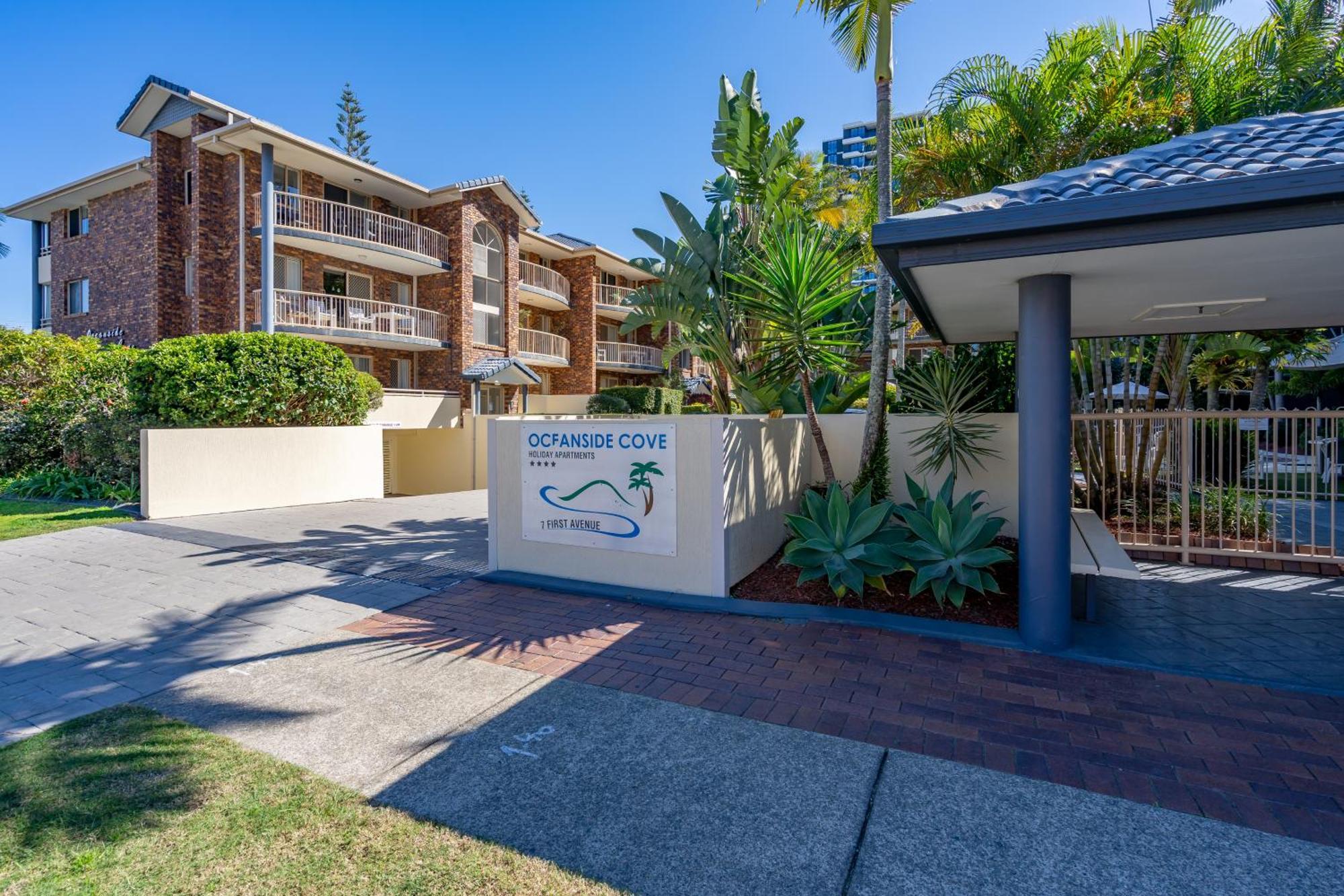 Oceanside Cove Aparthotel Gold Coast Exterior photo